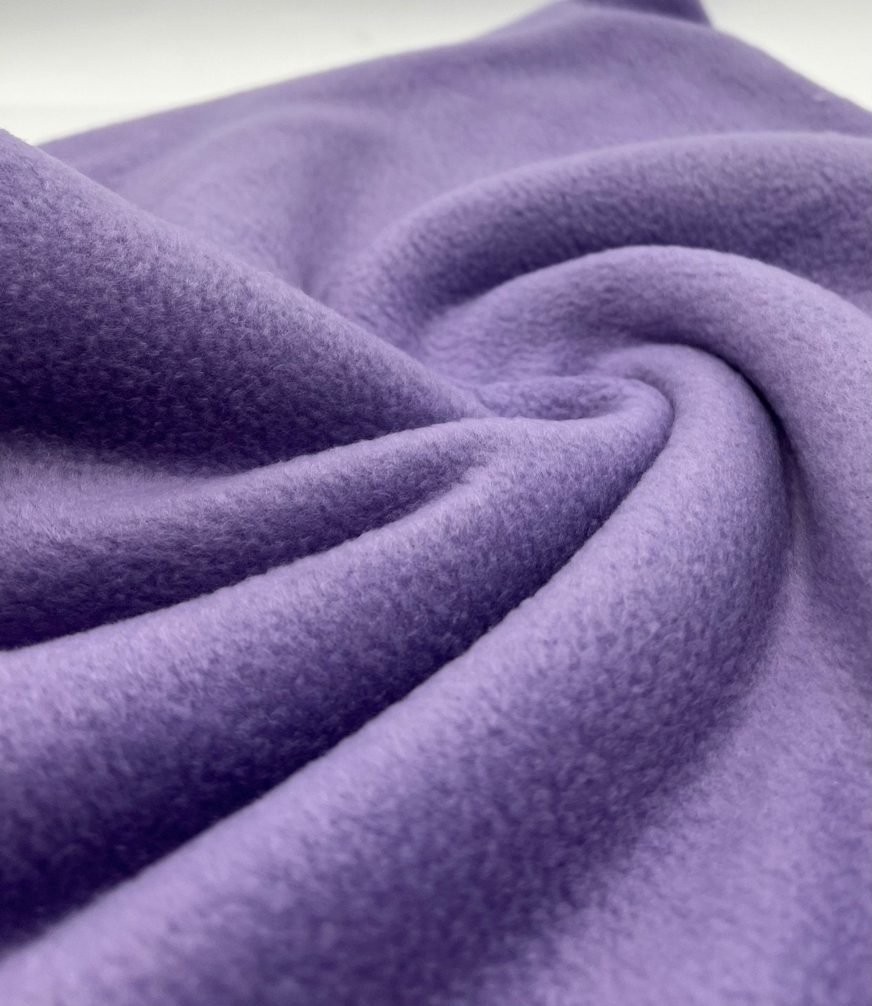 Light Lilac Plain Anti - Pil Polar Fleece Fabric Blanket Loungewear - T9 Fabrics